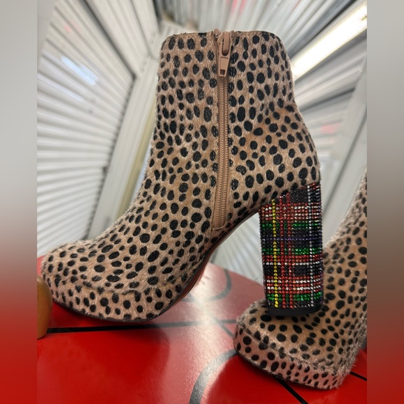Leopard Print Ankle Boots with Multicolor Heel - Picture 2 of 9